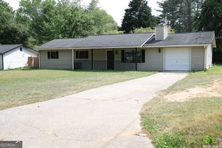 107 Village Way, Lawrenceville, GA 30046