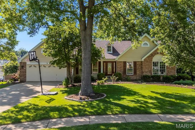 602 Rainbow Circle Court, Ballwin, MO 63011
