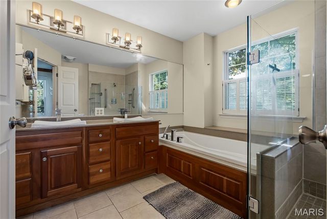602 Rainbow Circle Court, Ballwin, MO 63011