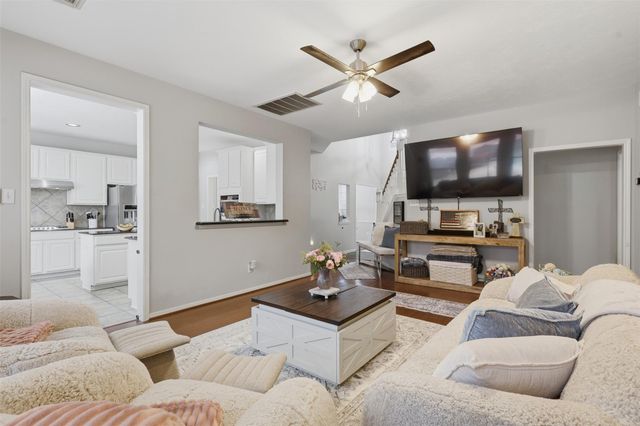 2538 Acadiana Lane, Seabrook, TX 77586