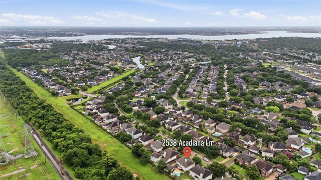 2538 Acadiana Lane, Seabrook, TX 77586