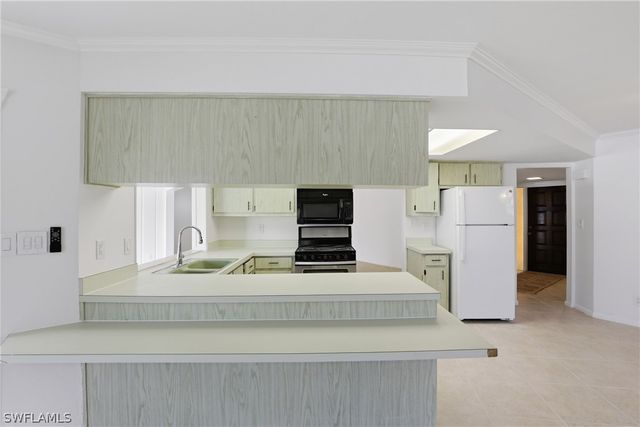 135 Pebble Beach BLVD, Naples, FL 34113