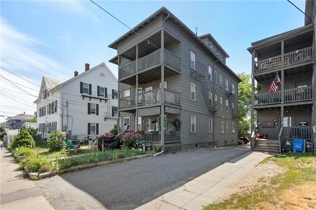 414 Rathbun St 5, Woonsocket, RI 02895