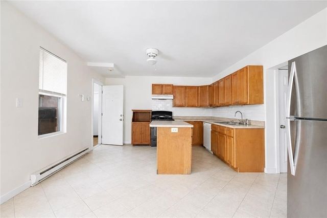 414 Rathbun St 5, Woonsocket, RI 02895