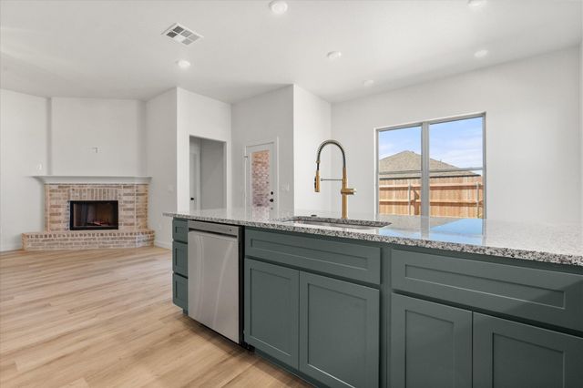 2903 Harvest Avenue, Wolfforth, TX 79382