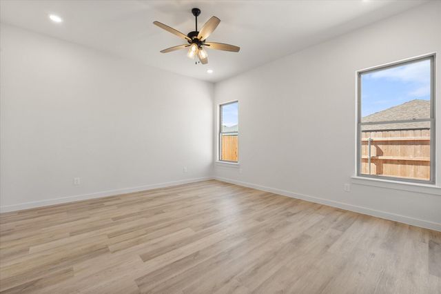 2903 Harvest Avenue, Wolfforth, TX 79382