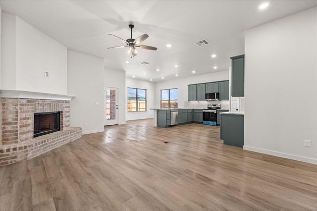 2903 Harvest Avenue, Wolfforth, TX 79382