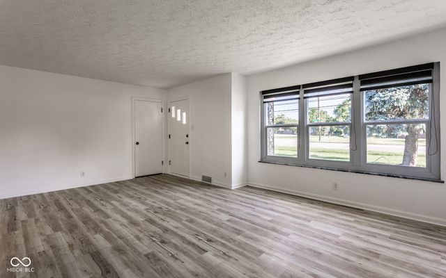2815 W 30th Street, Indianapolis, IN 46222