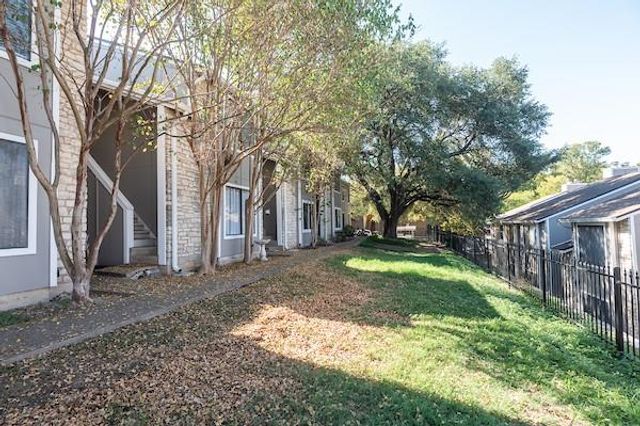 1740 Timber Ridge RD 128, Austin, TX 78741