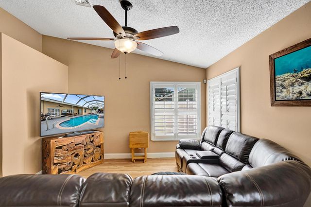 9217 Patina Drive, Boynton Beach, FL 33472