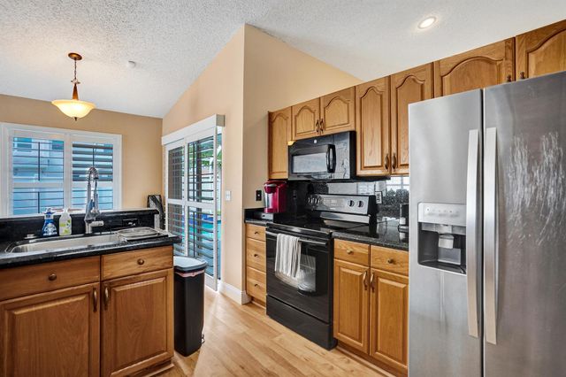 9217 Patina Drive, Boynton Beach, FL 33472