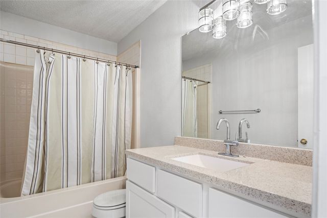 4914 Brazoswood Circle, Arlington, TX 76017