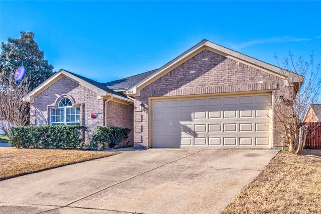 4914 Brazoswood Circle, Arlington, TX 76017