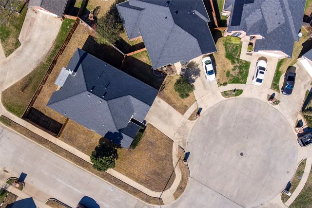 4914 Brazoswood Circle, Arlington, TX 76017