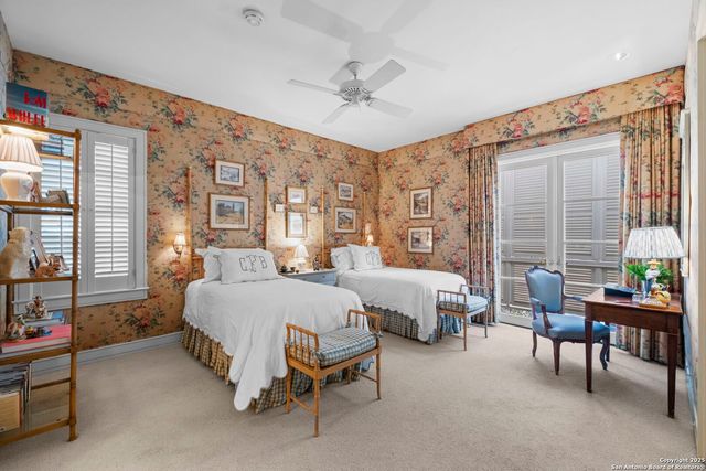 122 Chester St Apt 5, San Antonio, TX 78209