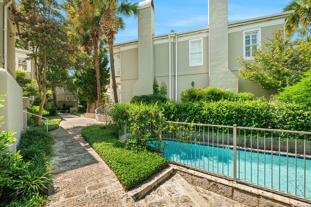 122 Chester St Apt 5, San Antonio, TX 78209