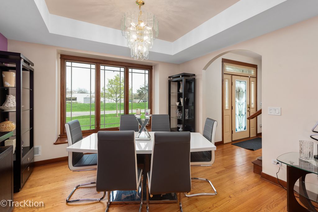 617 W Wilson Avenue, Lombard, IL 60148 — photo 2