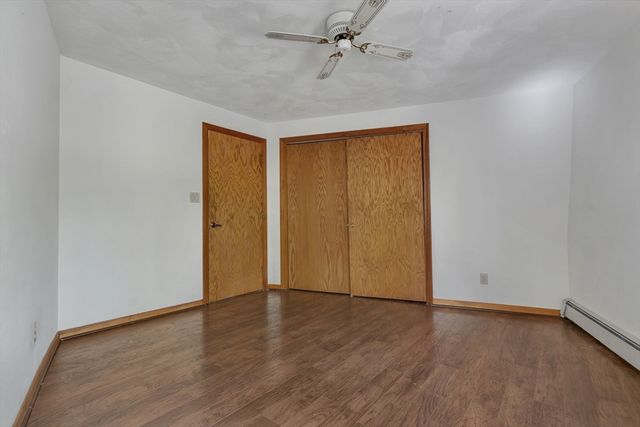 243 Oak St, Holliston, MA 01746
