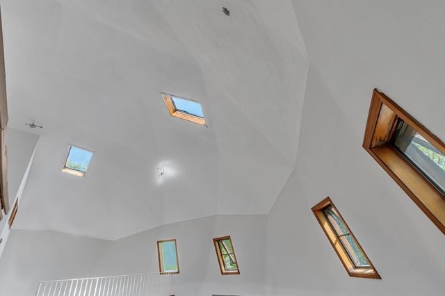 243 Oak St, Holliston, MA 01746