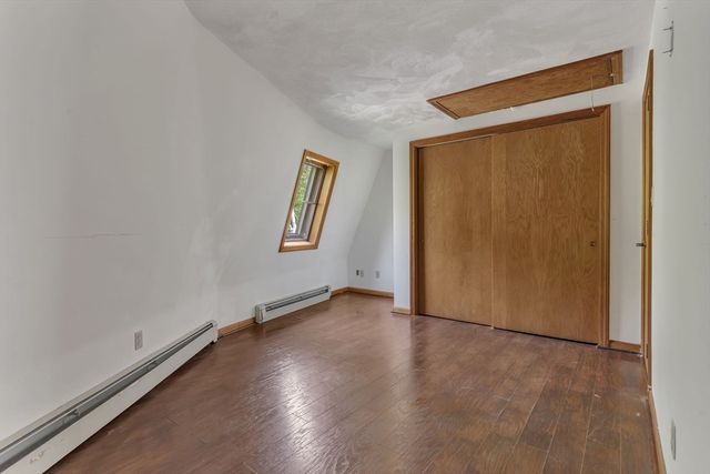 243 Oak St, Holliston, MA 01746