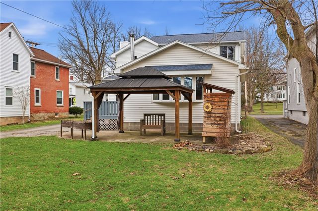 222 West Main Street, Palmyra, NY 14522