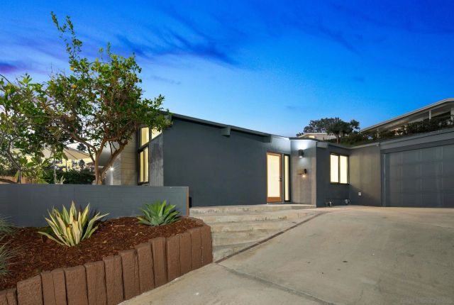 2526 Aster St, San Diego, CA 92109