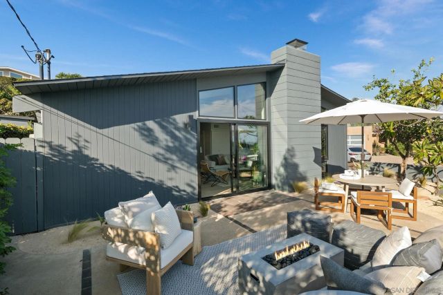 2526 Aster St, San Diego, CA 92109