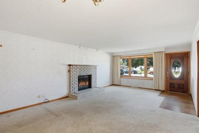 609 E Ash Place, Griffith, IN 46319