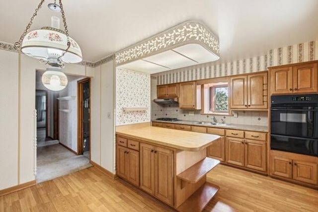 609 E Ash Place, Griffith, IN 46319