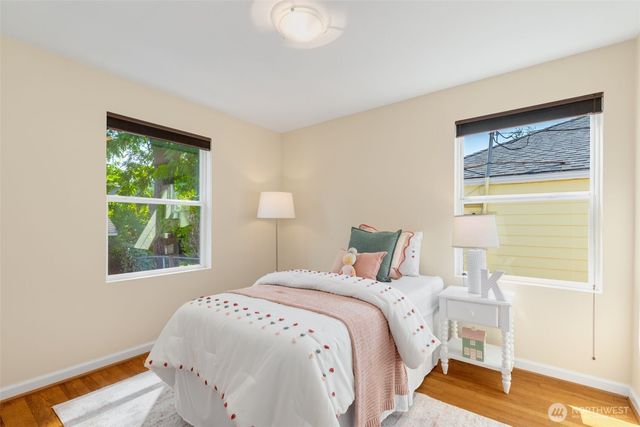 1717 N 82nd Street, Seattle, WA 98103