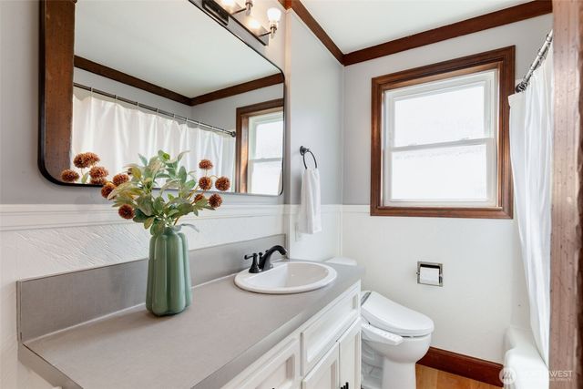 1717 N 82nd Street, Seattle, WA 98103