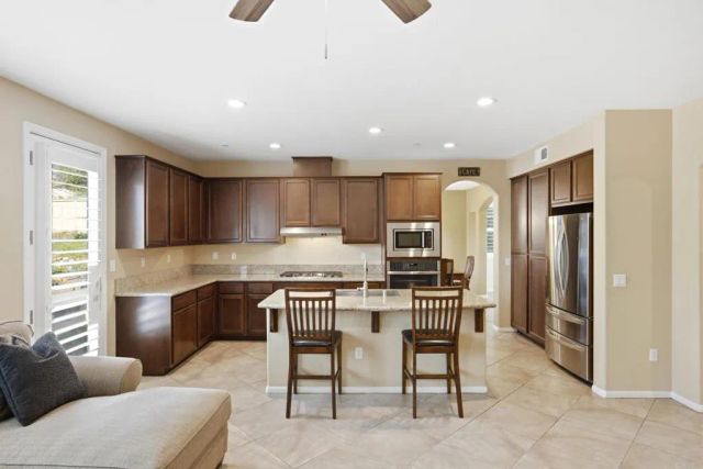 1162 Sagewood Drive, Oceanside, CA 92056