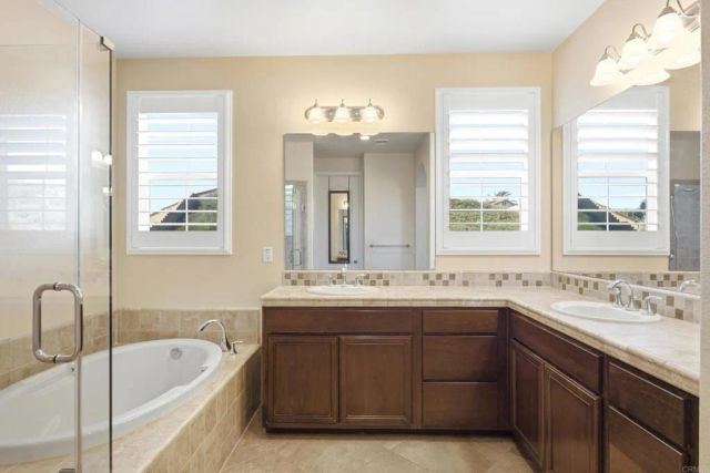 1162 Sagewood Drive, Oceanside, CA 92056
