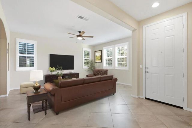 1162 Sagewood Drive, Oceanside, CA 92056