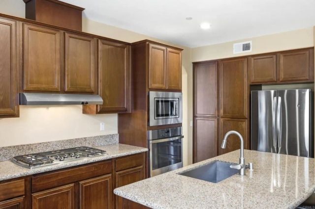 1162 Sagewood Drive, Oceanside, CA 92056