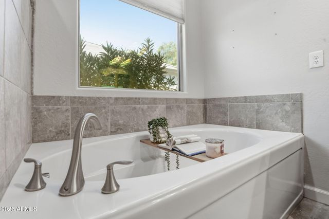 1142 E BAJOR Street, Gilbert, AZ 85298