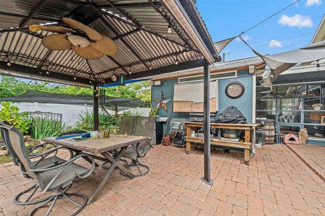 37738 AMELIA AVENUE, Dade City, FL 33525