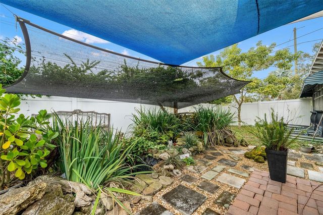 37738 AMELIA AVENUE, Dade City, FL 33525