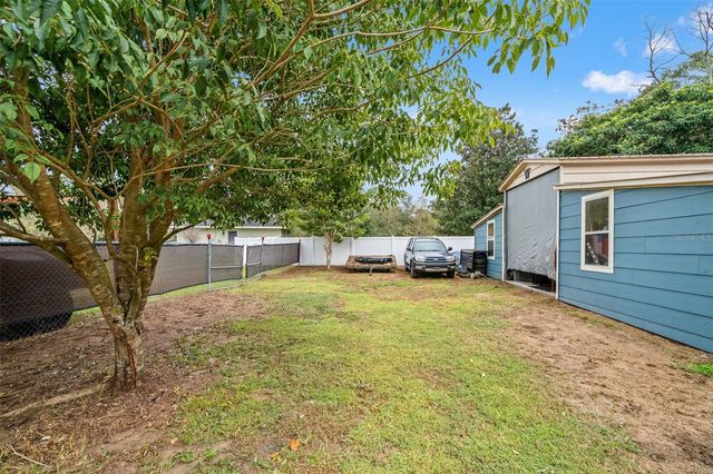 37738 AMELIA AVENUE, Dade City, FL 33525