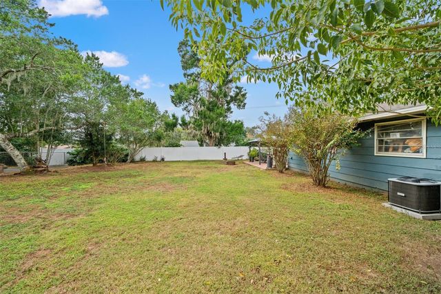 37738 AMELIA AVENUE, Dade City, FL 33525