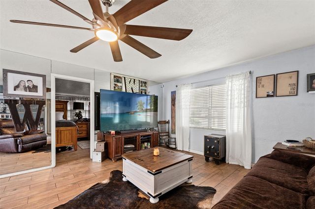 37738 AMELIA AVENUE, Dade City, FL 33525