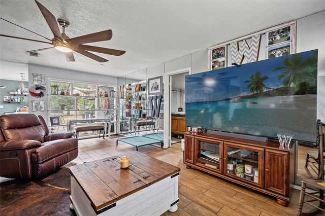 37738 AMELIA AVENUE, Dade City, FL 33525