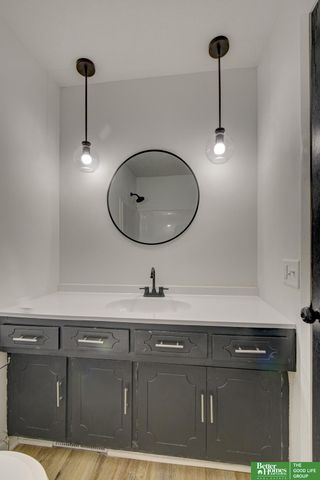 3708 Greene Avenue, Bellevue, NE 68147