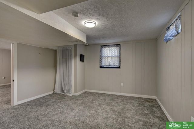 3708 Greene Avenue, Bellevue, NE 68147