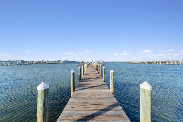 1330 SW Miracle Strip Parkway 302, Fort Walton Beach, FL 32548