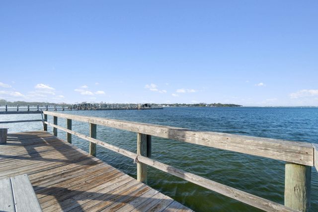 1330 SW Miracle Strip Parkway 302, Fort Walton Beach, FL 32548