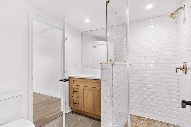 2057 E Villa, Pasadena, CA 91107