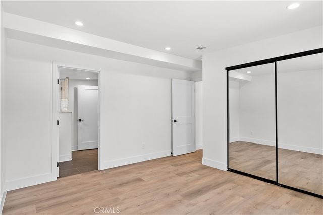 2057 E Villa, Pasadena, CA 91107