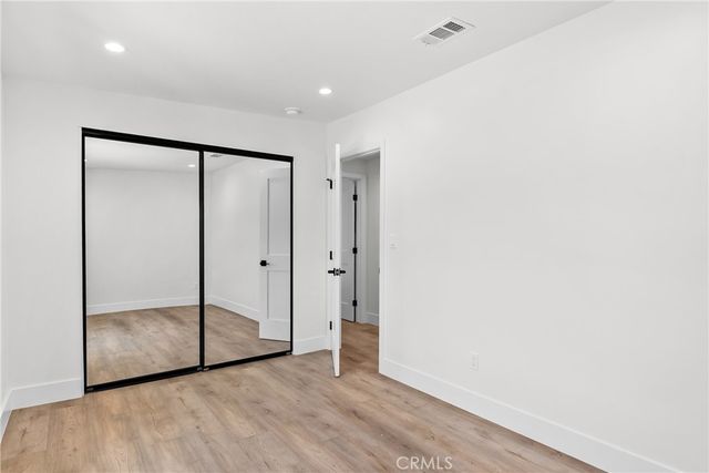 2057 E Villa, Pasadena, CA 91107