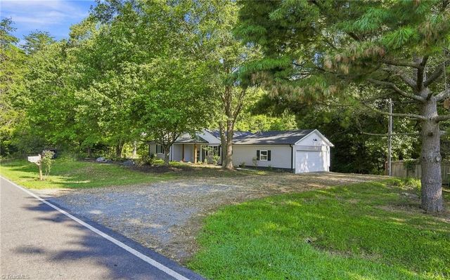 7505 Franklin Road, Lewisville, NC 27023